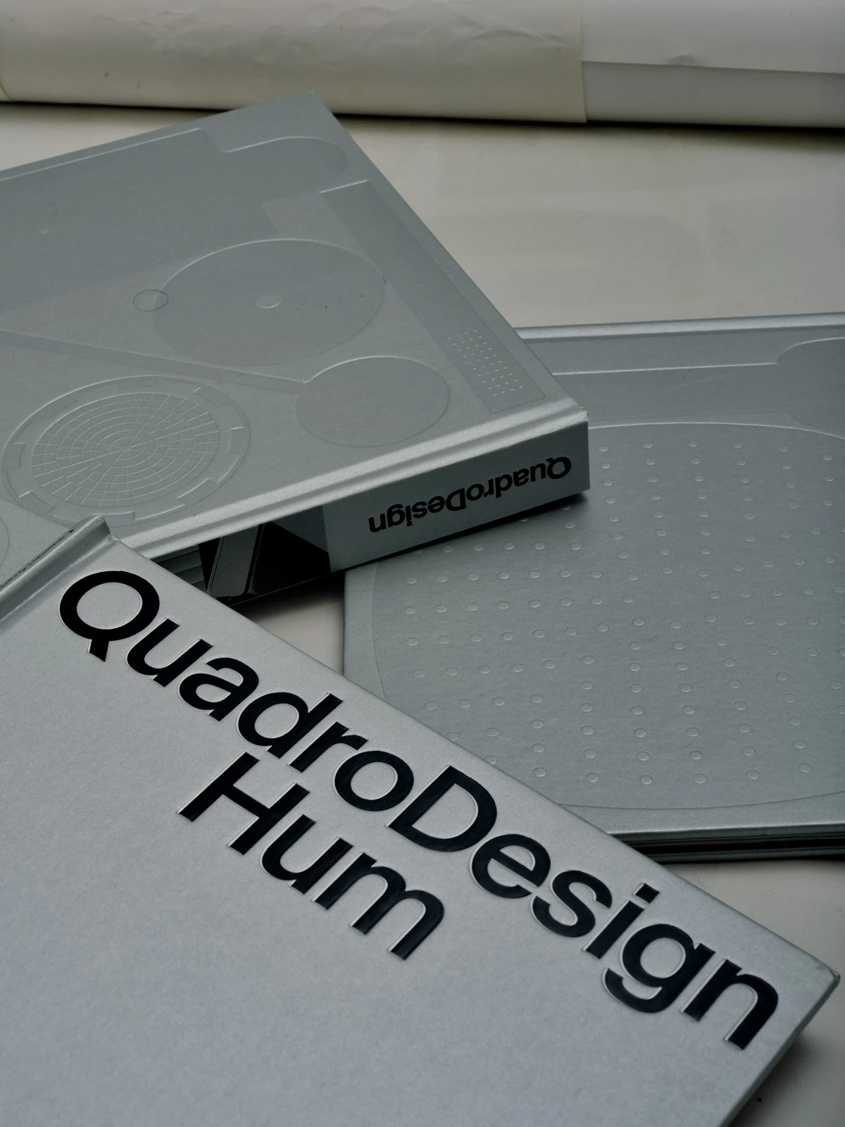 lr-quadrodesign-1200x1600-01.jpg